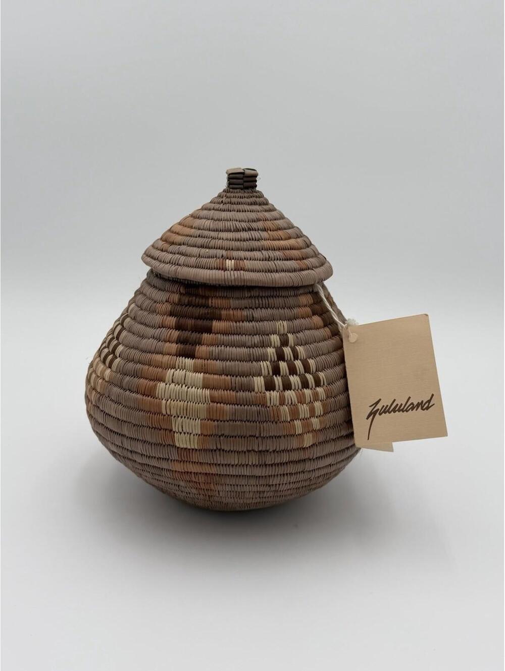 Vtg African Zulu Ukhamba Hand Woven Basket, Coiled With Lid, Signed By Artist